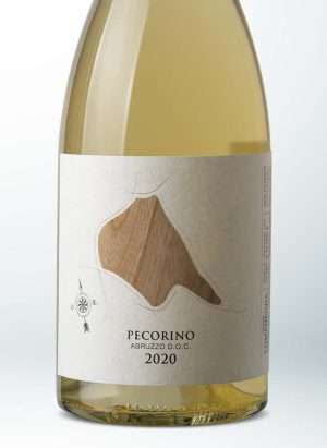 Alternative view of Vigne Lomanegra Pecorino Abruzzo DOC 0,75L